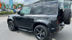 Land Rover Defender 2.0 P300 X-Dynamic SE 90 3dr Auto Petrol Estate